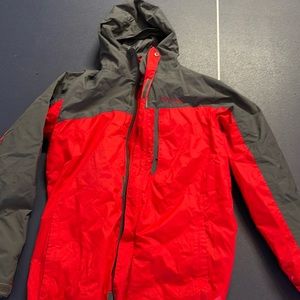 Big boys Columbia ski jacket with removable liner.